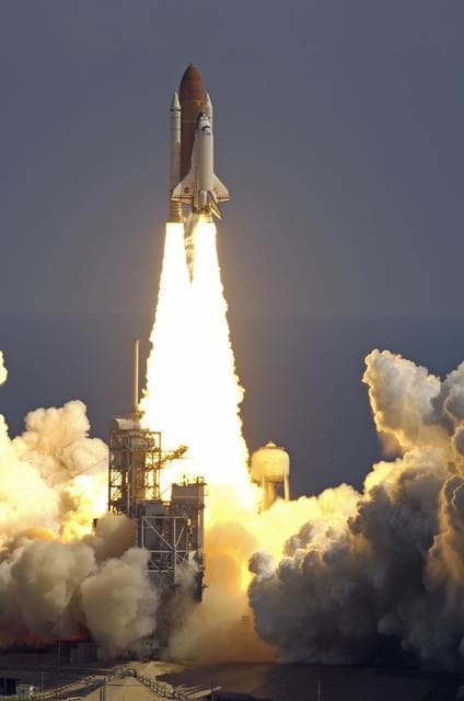 NASA image: KSC-06pd2116