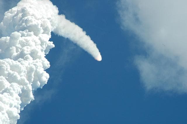NASA image: KSC-06pd2121