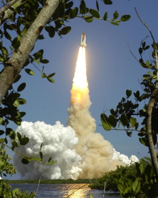 NASA image: KSC-06pd2127
