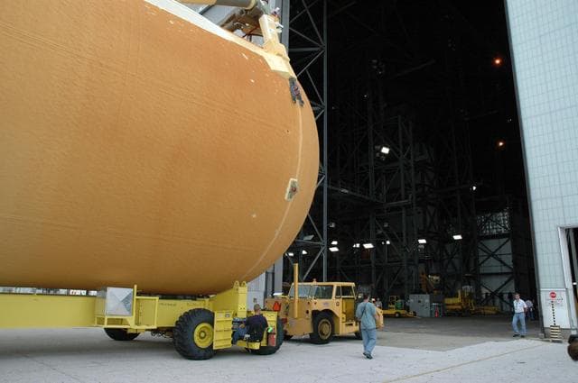 NASA image: KSC-06pd2182