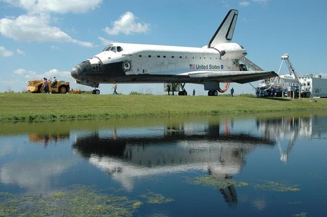 NASA image: KSC-06pd2211