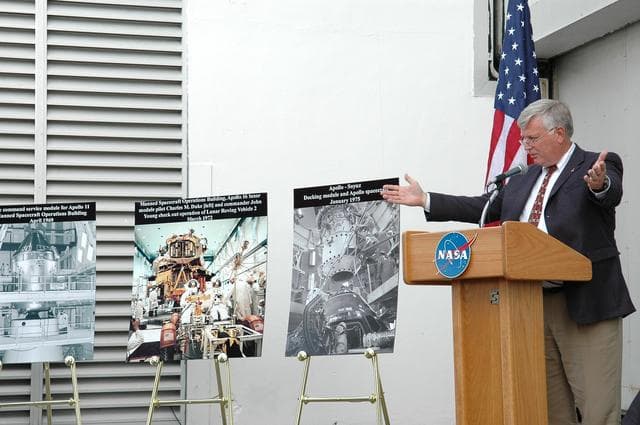 NASA image: KSC-06pd2220