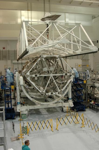 NASA image: KSC-06pd2227
