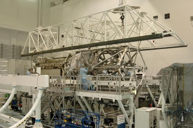 NASA image: KSC-06pd2230