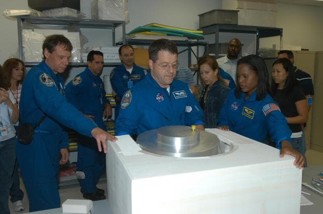 NASA image: KSC-06pd2248