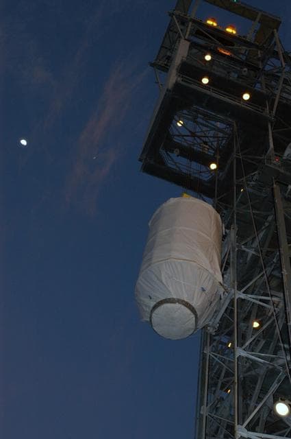 NASA image: KSC-06pd2268