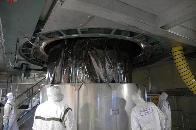 NASA image: KSC-06pd2276