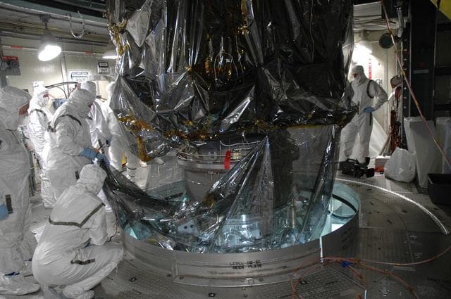 NASA image: KSC-06pd2280
