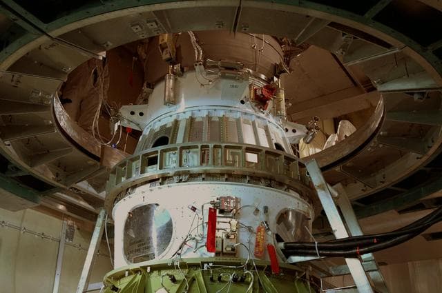 NASA image: KSC-06pd2281