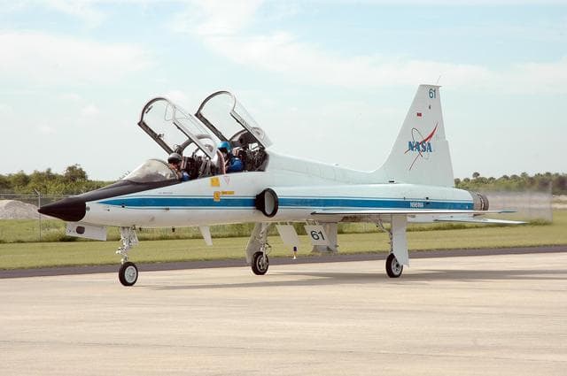 NASA image: KSC-06pd2295