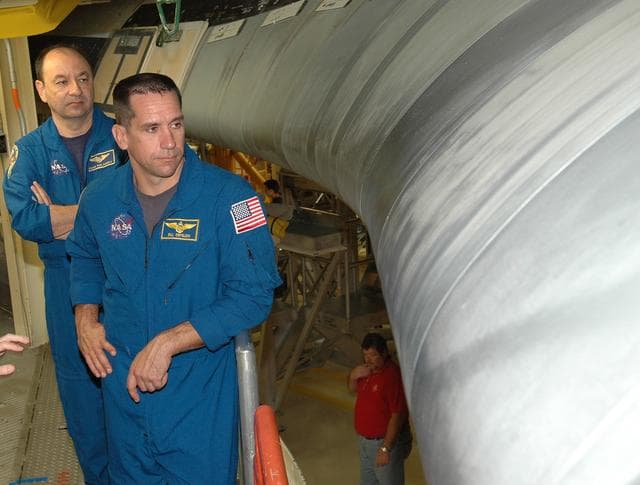 NASA image: KSC-06pd2343
