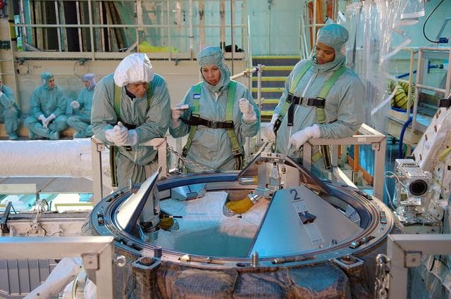 NASA image: KSC-06pd2355