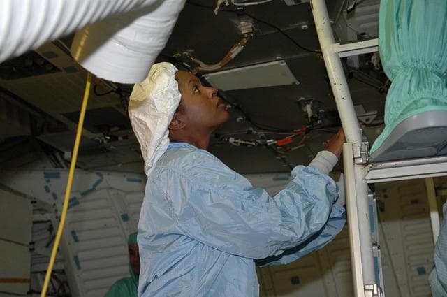 NASA image: KSC-06pd2362
