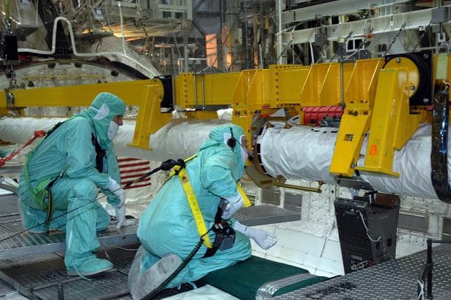 NASA image: KSC-06pd2367