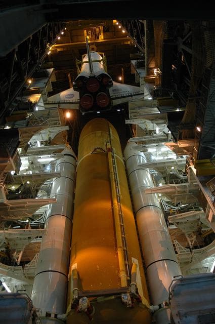 NASA image: KSC-06pd2436