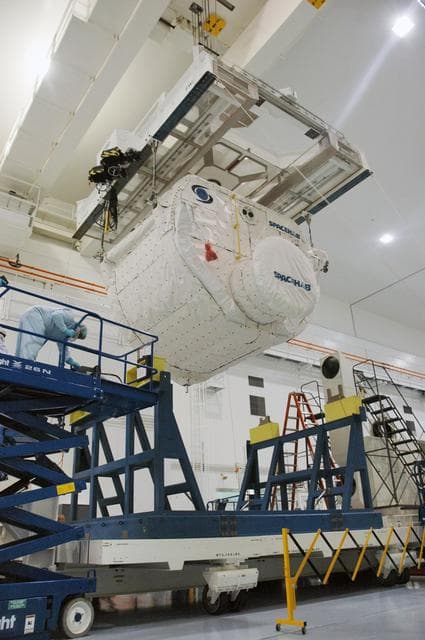 NASA image: KSC-06pd2446