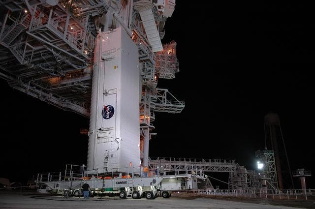 NASA image: KSC-06pd2460