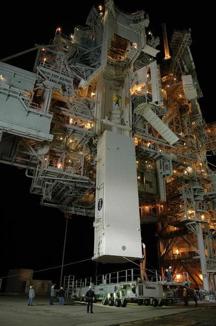 NASA image: KSC-06pd2461