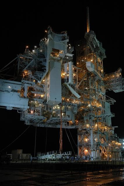 NASA image: KSC-06pd2464