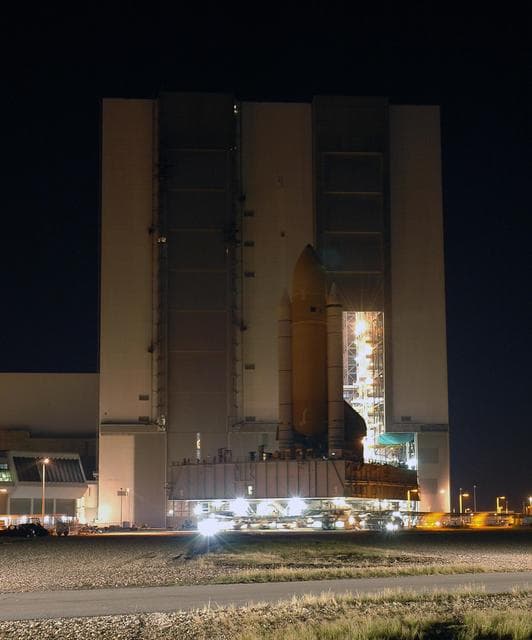 NASA image: KSC-06pd2472