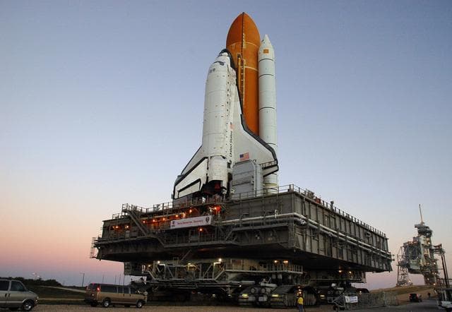 NASA image: KSC-06pd2475