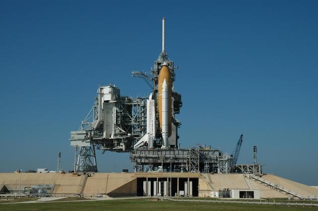 NASA image: KSC-06pd2486