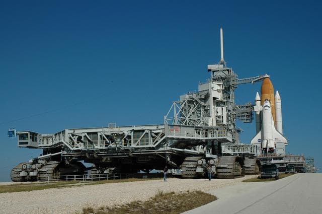 NASA image: KSC-06pd2487