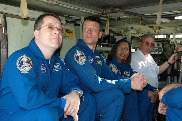 NASA image: KSC-06pd2530