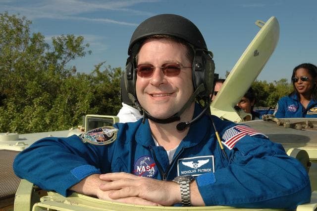 NASA image: KSC-06pd2539