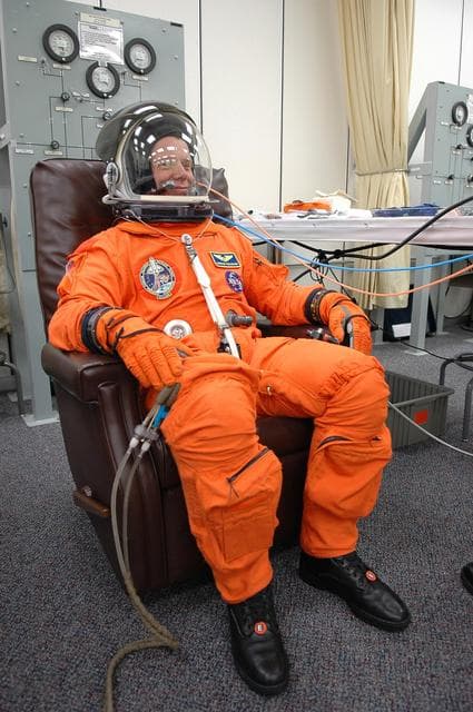 NASA image: KSC-06pd2548