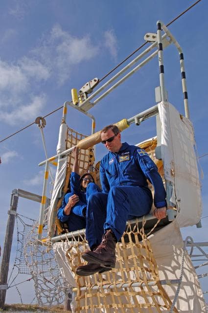 NASA image: KSC-06pd2573
