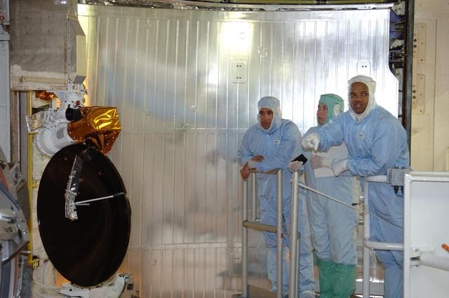 NASA image: KSC-06pd2576
