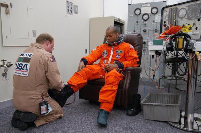 NASA image: KSC-06pd2589