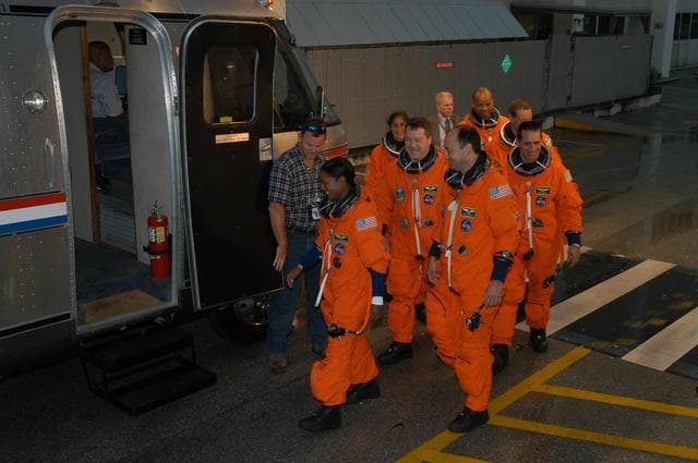 NASA image: KSC-06pd2596