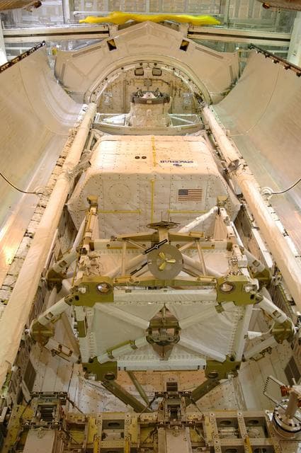NASA image: KSC-06pd2618