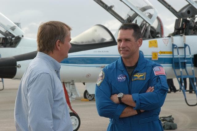 NASA image: KSC-06pd2634