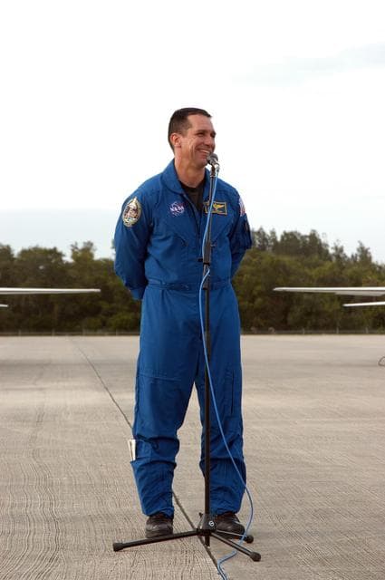NASA image: KSC-06pd2640