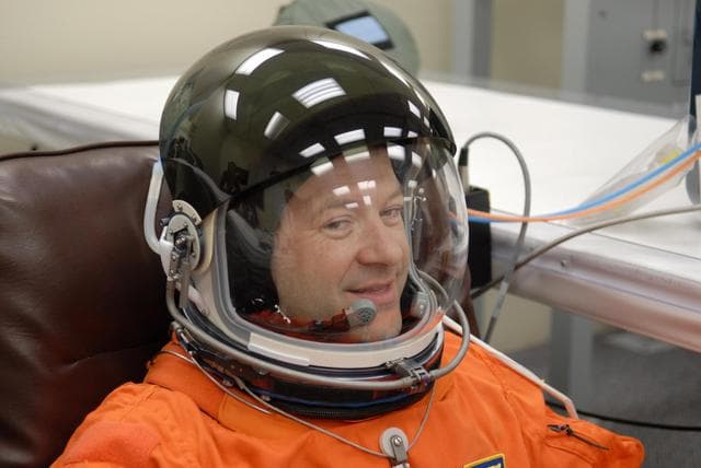 NASA image: KSC-06pd2681