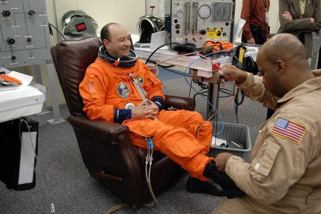 NASA image: KSC-06pd2723