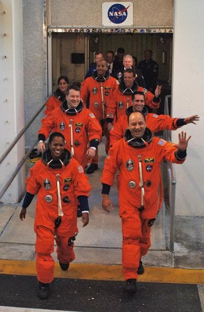 NASA image: KSC-06pd2730