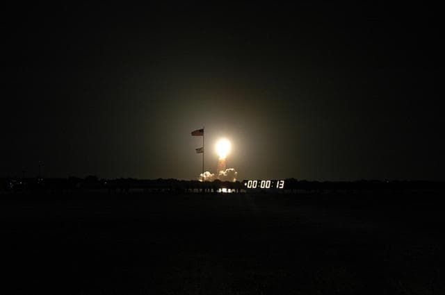 NASA image: KSC-06pd2732