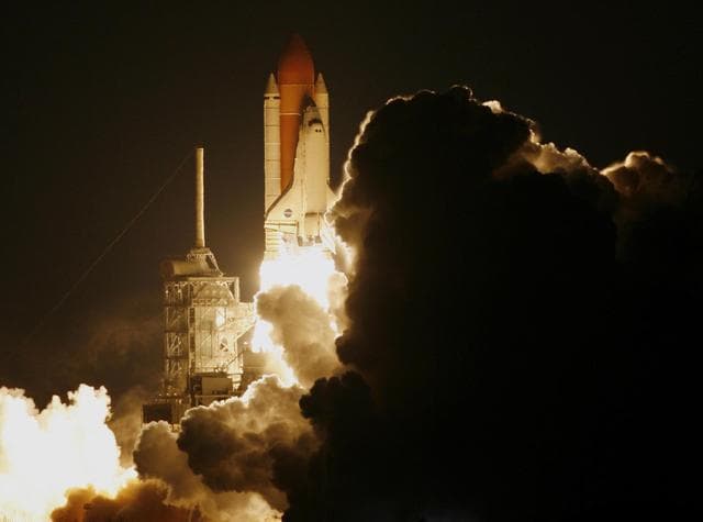NASA image: KSC-06pd2735