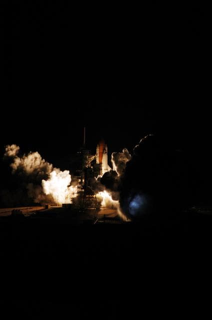 NASA image: KSC-06pd2737