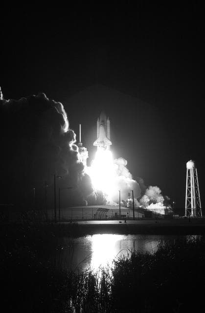 NASA image: KSC-06pd2747