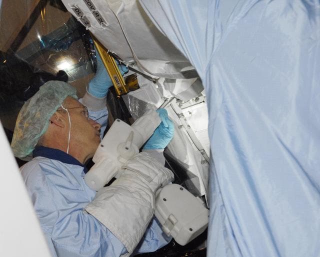 NASA image: KSC-06pd2824