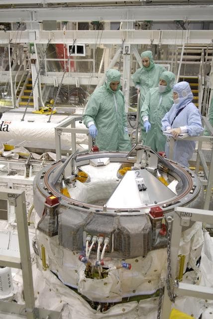 NASA image: KSC-06pd2839