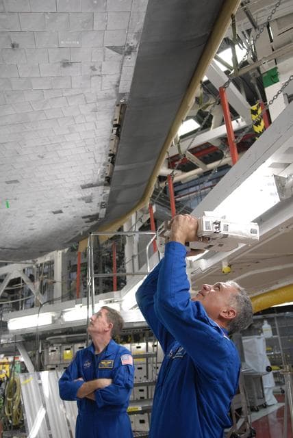 NASA image: KSC-06pd2845