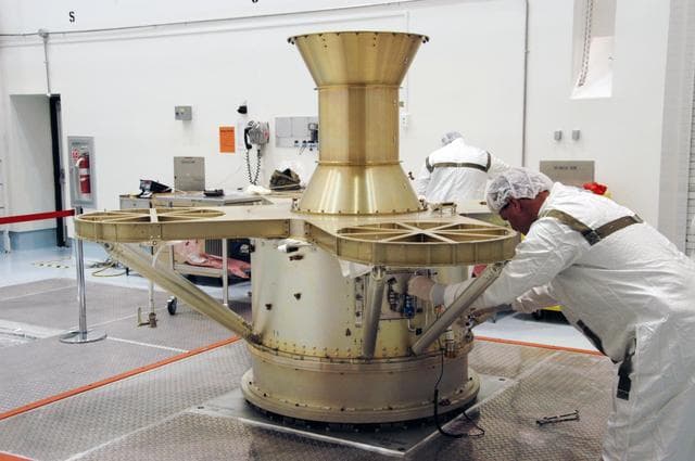 NASA image: KSC-06pd2848