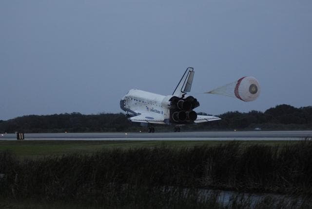 NASA image: KSC-06pd2855