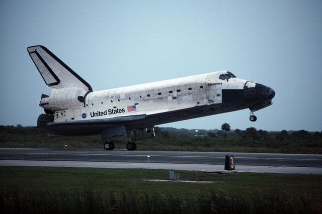NASA image: KSC-06pd2873